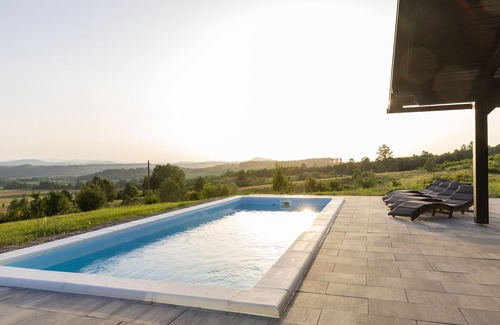 Cetingrad House | Amazing home in Cetingrad with WiFi