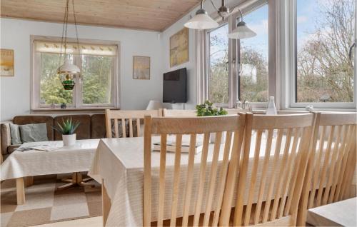 Dannemare House | Amazing Home In Dannemare With Kitchen