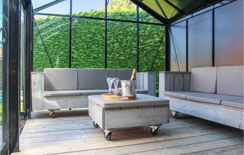 Woumen House | Amazing Home In Diksmuide With Wifi