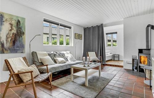 Skæring House | Amazing Home In Egå With Kitchen