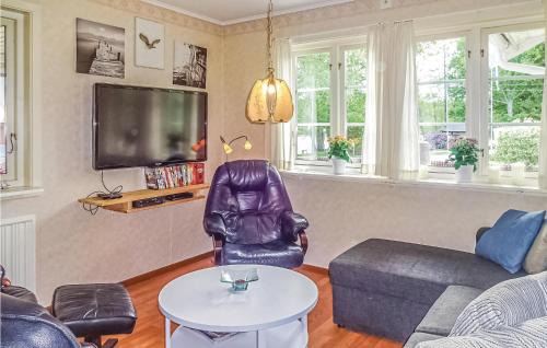 Växjö House | Amazing Home In Eringsboda With Wifi