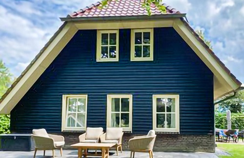 Exloo House | Amazing home in Exloo with WiFi