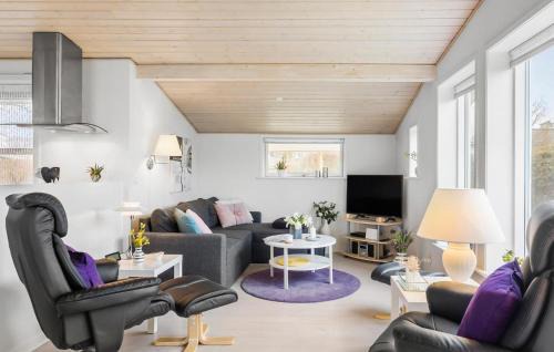 Bøjden House | Amazing Home In Faaborg With Wifi