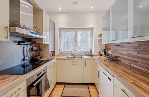 Falkensee House | Amazing home in Falkensee with Wi-Fi