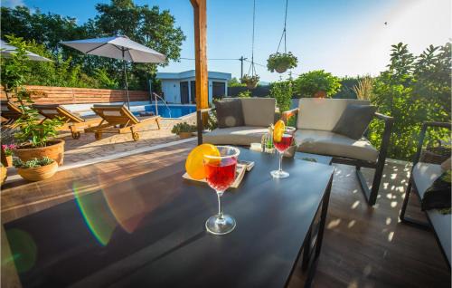 Imotski House | Amazing Home In Glavina Donja With Kitchen