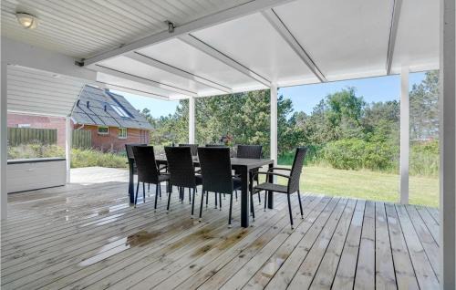 Fjellerup Strand House | Amazing Home In Glesborg With Sauna