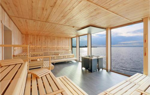 Lembruch House | Amazing Home In Lembruchdümmer See