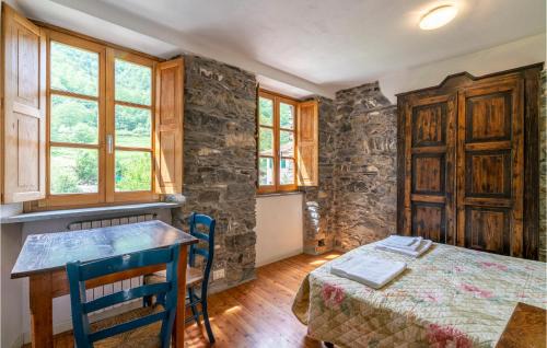 Loco House | Amazing Home In Loco Di Rovegno