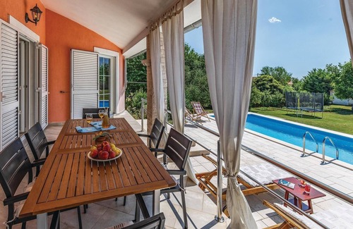 Marcana House | Amazing home in Marcana with WiFi
