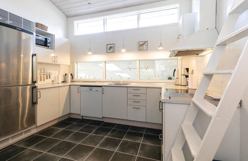 Bedegaard House | Amazing home in Nexø with sauna