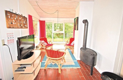Saksild Strand House | Amazing home in Odder with kitchen