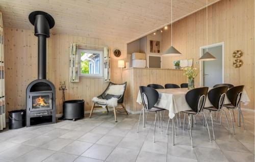 Jegum House | Amazing Home In Oksbøl With Wifi