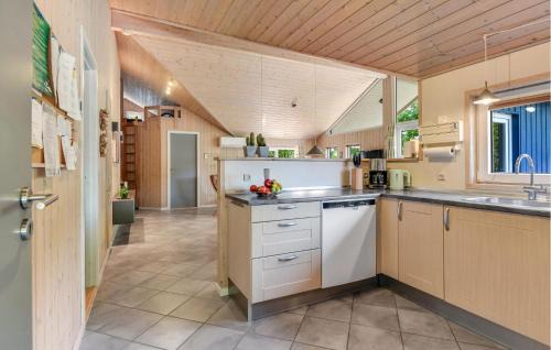 Jegum House | Amazing Home In Oksbøl With Wifi