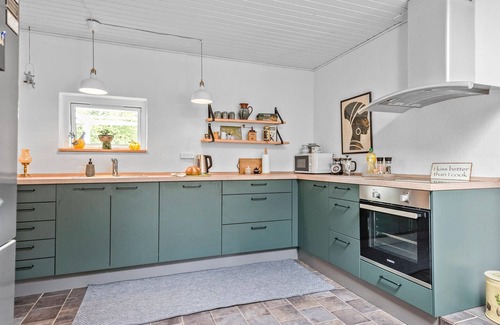 Ronde House | Amazing home in Rønde with WiFi