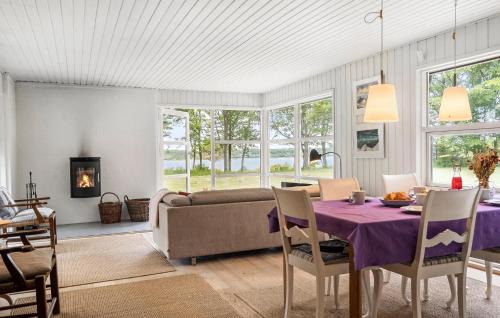Ronbjerg House | Amazing Home In Roslev With Wifi