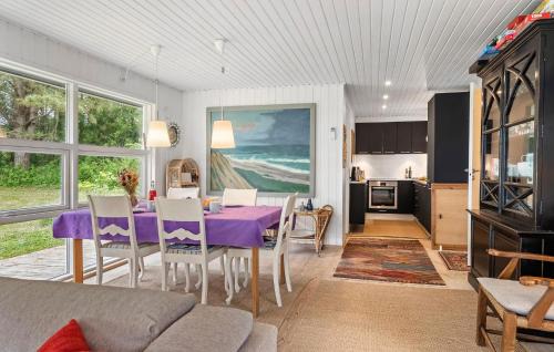 Ronbjerg House | Amazing Home In Roslev With Wifi