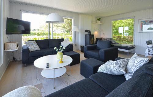 Ronbjerg House | Amazing Home In Roslev With Wifi