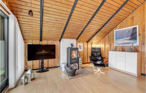 Ringkøbing-Skjern Municipality House | Amazing Home In Skjern With Kitchen