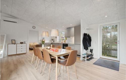 Lihme House | Amazing Home In Spøttrup With Wifi