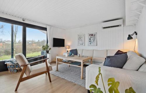 Lihme House | Amazing Home In Spøttrup With Wifi