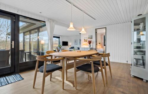 Lihme House | Amazing Home In Spøttrup With Wifi