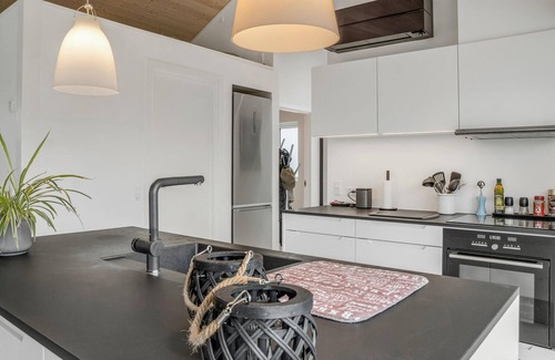 Kongsnæs House | Amazing home in Stubbekøbing with WiFi