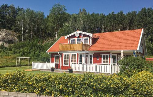 Stromstad Municipality House | Amazing Home In Strömstad With Sauna