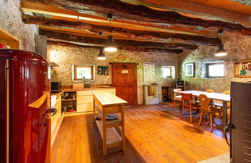 Tolmin House | Amazing home in Tolmin with sauna