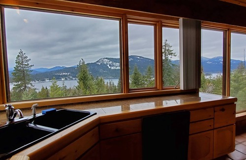 Coolin House | Amazing Home Priest Lake, Gorgeous Lake n Mtn Views,