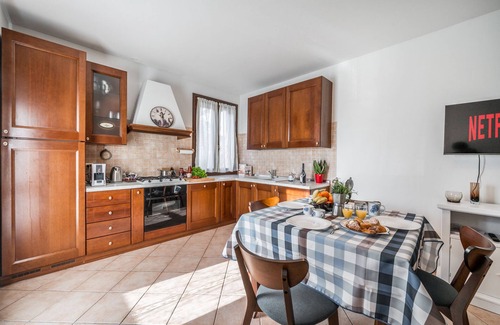 Casalgrande Apartment | Amazing House with Garden - Motor Valley - Free Wi-fi e Netflix