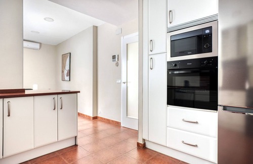 Jeronimos Apartment | Amazing Jerónimos 3BR, in the best area of Madrid, by Blueground