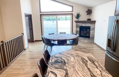 Pine City House | Amazing Lake Home on Cross Lake - 60 Miles from the Twin Cities