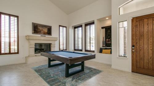 Litchfield Park House | Amazing Litchfield Estate With Backyard Oasis