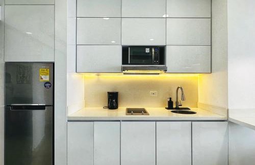 Urbanizacion Eliana Apartment | Amazing loft - 2 minutes from the airport!