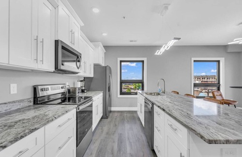 Port Huron Apartment | Amazing Loft overlook Overlooking DT Port Huron!