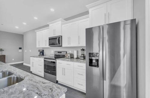 Port Huron Apartment | Amazing Loft overlook Overlooking DT Port Huron!