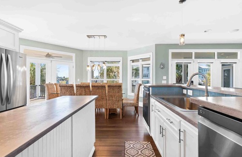 Ocean Isle Beach House | Amazing Lux Home for Family Vacations/Weddings/Golf Trips/Corporate Groups