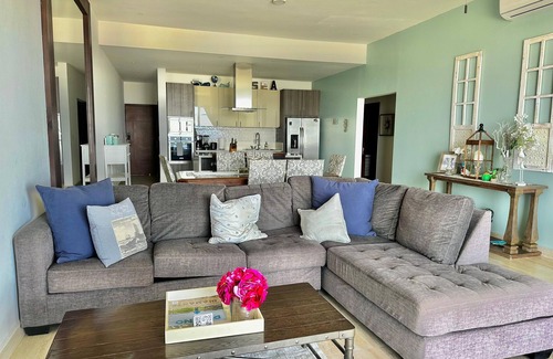 El Tezal Condo | Amazing Luxury Rooftop Condo with Arch Views