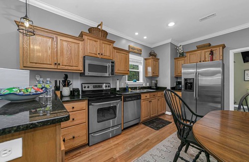 Lake Toxaway Condo | AMAZING MOUNTAIN FALLS RETREAT 3BR/2