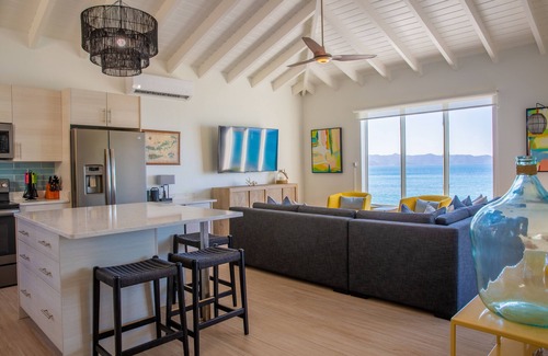 Jost Van Dyke Villa | Amazing Oceanfront Beach Home w/pool & pavilion in White Bay/Jost Van Dyke, BVI.