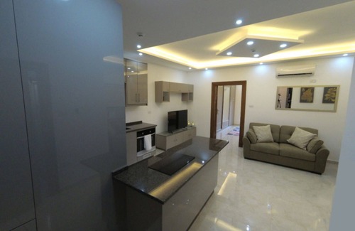 Jabal Al-Hussein Apartment | Amazing one Bedroom Apartment in Amman,elwebdah 1