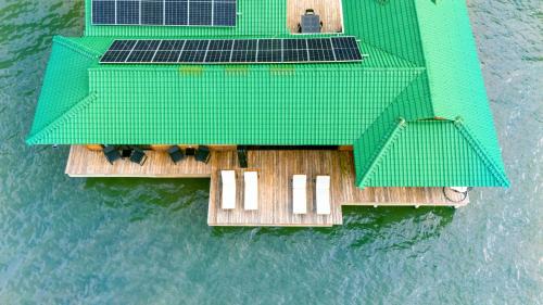 Isla Bastimentos House | Amazing Overwater Villa in Bastimentos