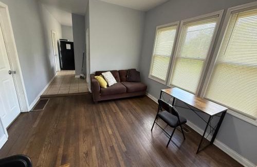 Back of the Yards House | Amazing Place to stay near Downtown Chicago!