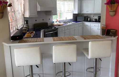 Bonne Terre House | Amazing Poolside Villa in the Heart of Rodney Bay