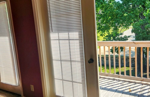 Ruston Apartment | Amazing Queen Suite w/Private Full Bathroom plus we have 3 Add'l rooms available