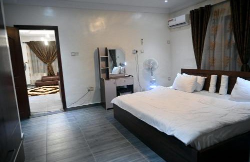 Lekki House | Amazing Rose Garden Home, Ibeju-lekki
