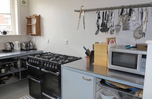 New Forest District House | Amazing Stables Building,with 12 bedrooms, Lyndhurst, centre of New Forest!