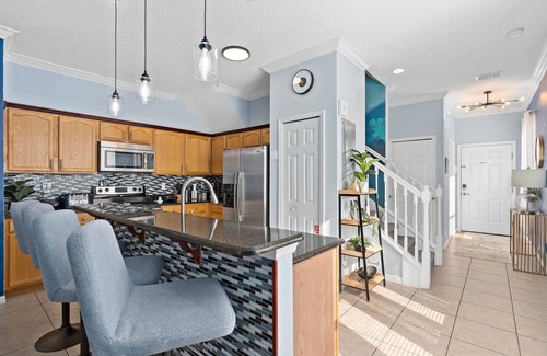 Silver Creek House | Amazing Star Wars 3Bd 3 Ba Home + Heated Pool + Free BBQ Grill + Disney 8.9mi