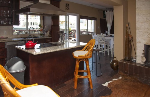 Galveston House | Amazing Tiki House