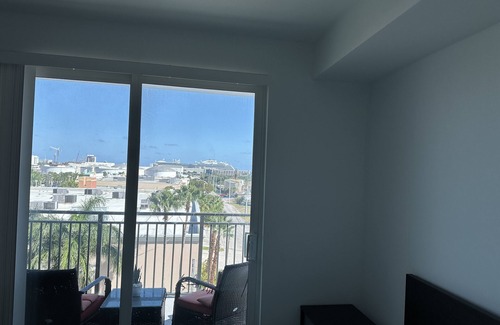 Harbordale Apartment | Amazing updated apartment in hotspot las olas walking distance to everything!